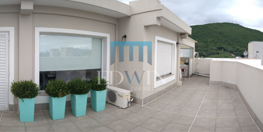 Departamento calle Alsina al 100