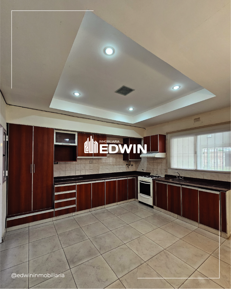 OPORTUNIDAD Casa en Tres Cerritos