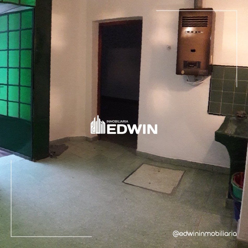 En venta casa en Tres Cerritos a dos cuadras de la segunda rotonda