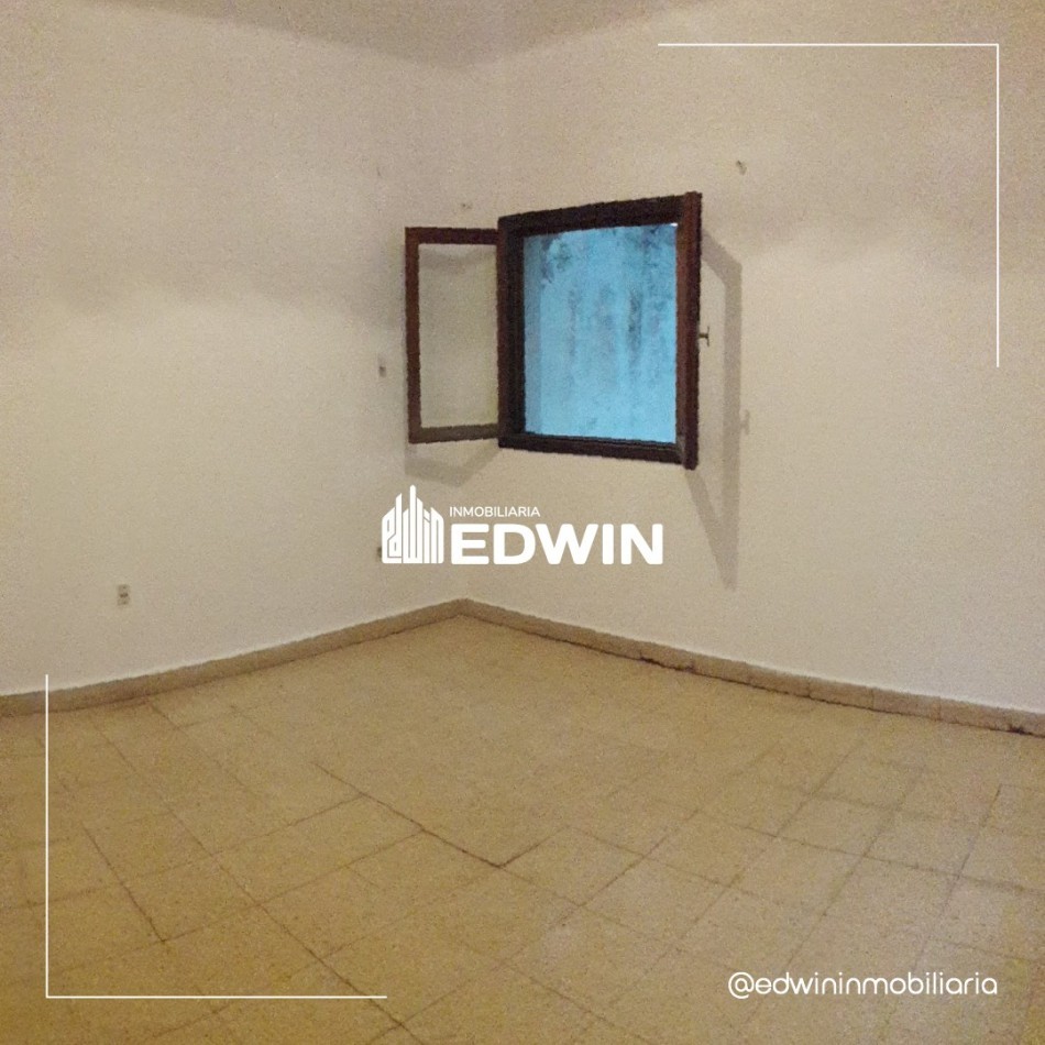 En venta casa en Tres Cerritos a dos cuadras de la segunda rotonda